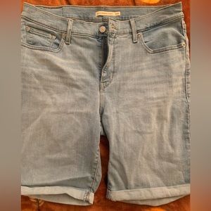 Levi Bermuda Jean Shorts